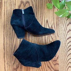 DOLCE VITA Black Suede Block Heel Ankle Bootie, 8